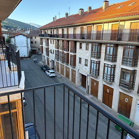 Apartamento Recien Reformado En Ezcaray Buitenkant foto